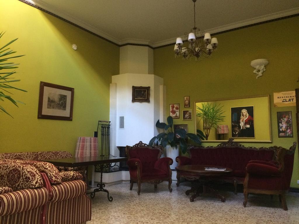 Vila Elat Κισινάου Εξωτερικό φωτογραφία